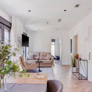 Limehome Calle Ancha Del Carmen - Digital Access 3*, 말라가 스페인