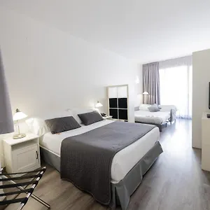 Atenea Calabria Lägenhetshotell Barcelona